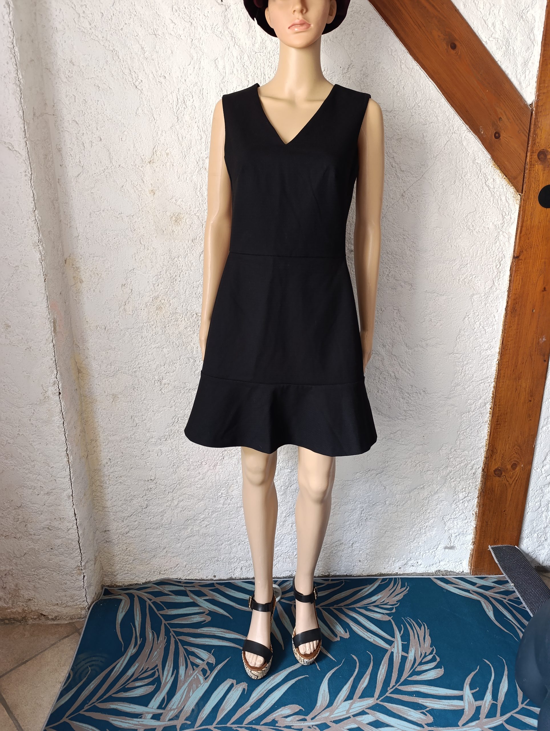 Petite robe noire - "MNG" - Taille M – Image 2
