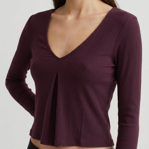 Haut Prune Nervuré - "H&M" - Taille M porté