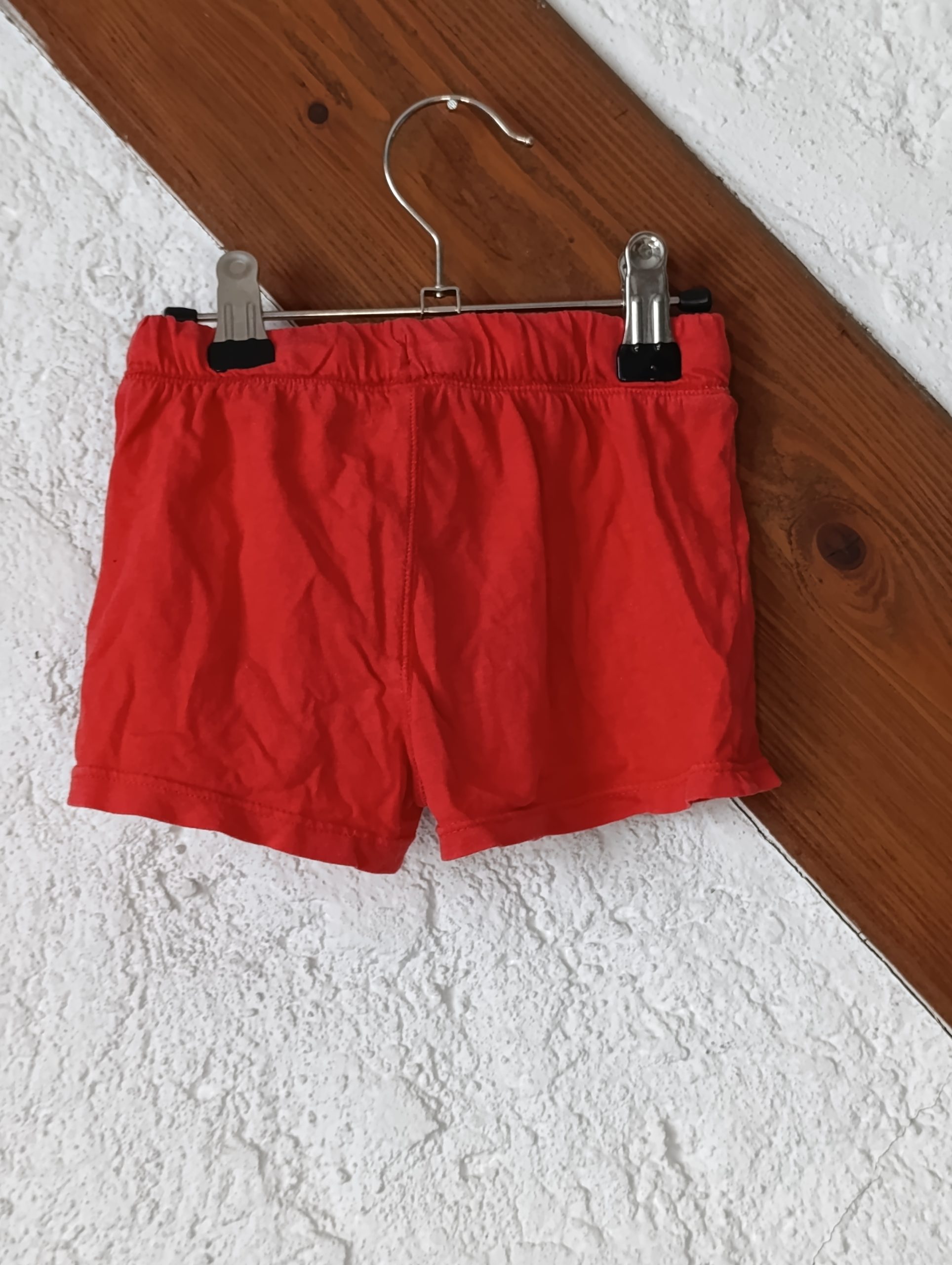 short rouge en coton bio - "Kiabi" - T24 mois – Image 3