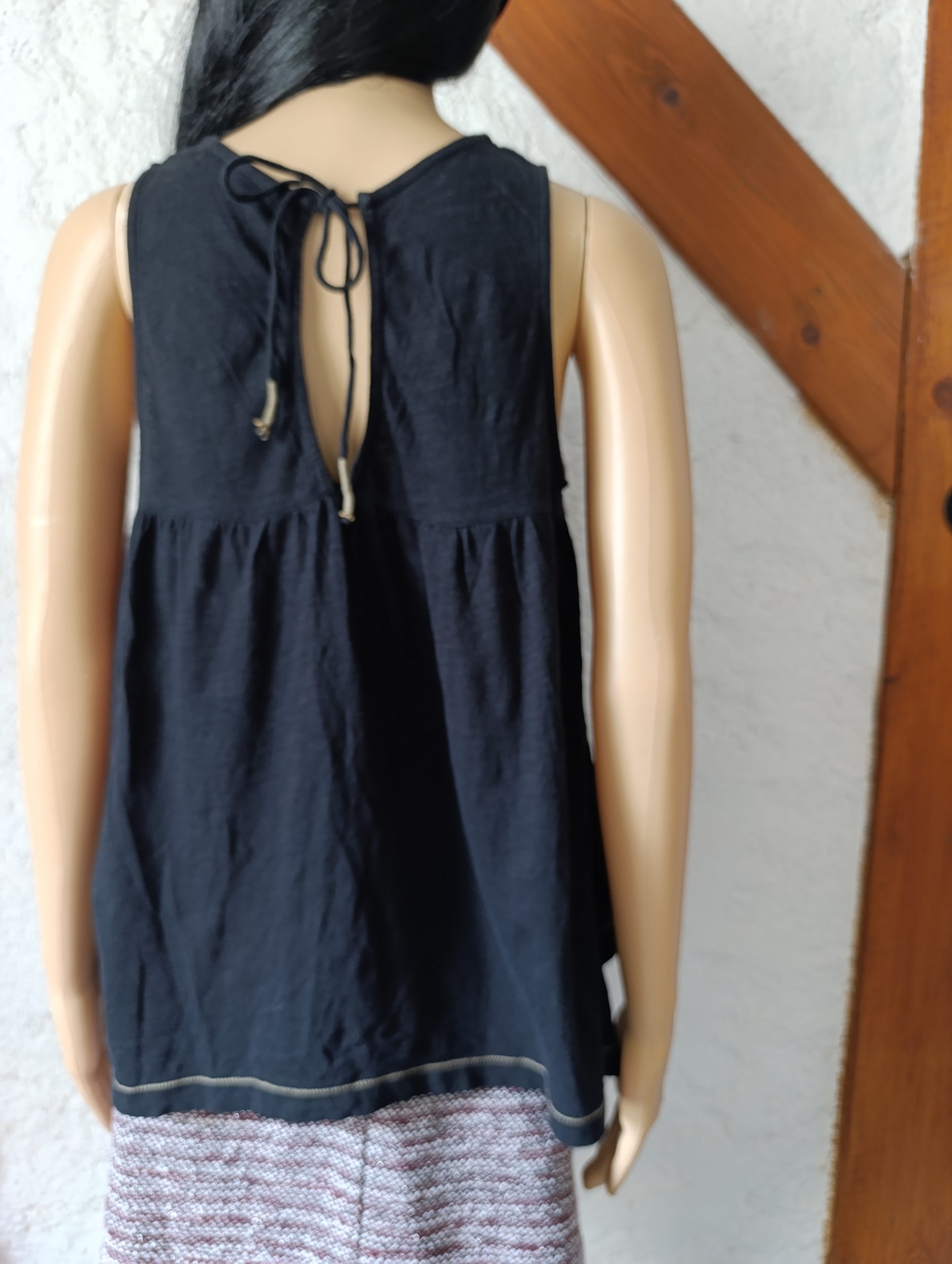 Débardeur noir avec broderies - "Kiabi" - Taille M – Image 4