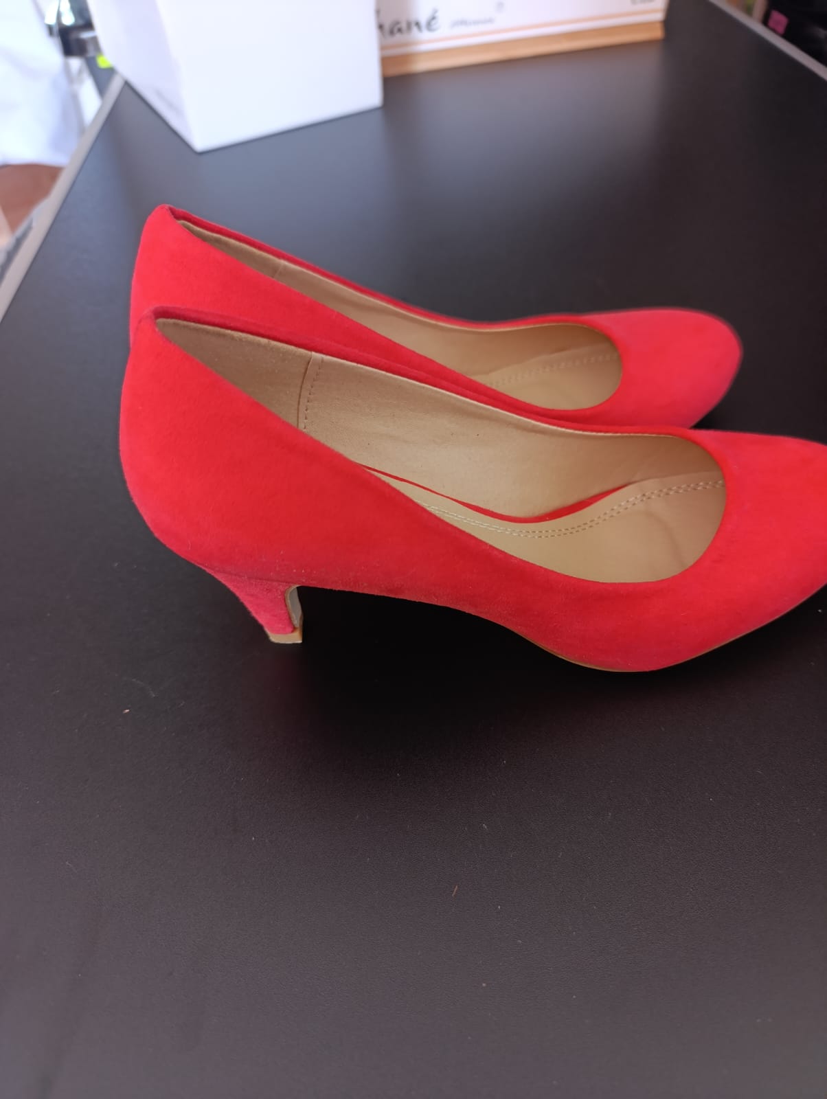 Escarpins corail / rose effet velours – "Club by gémo" - Taille 37 côté