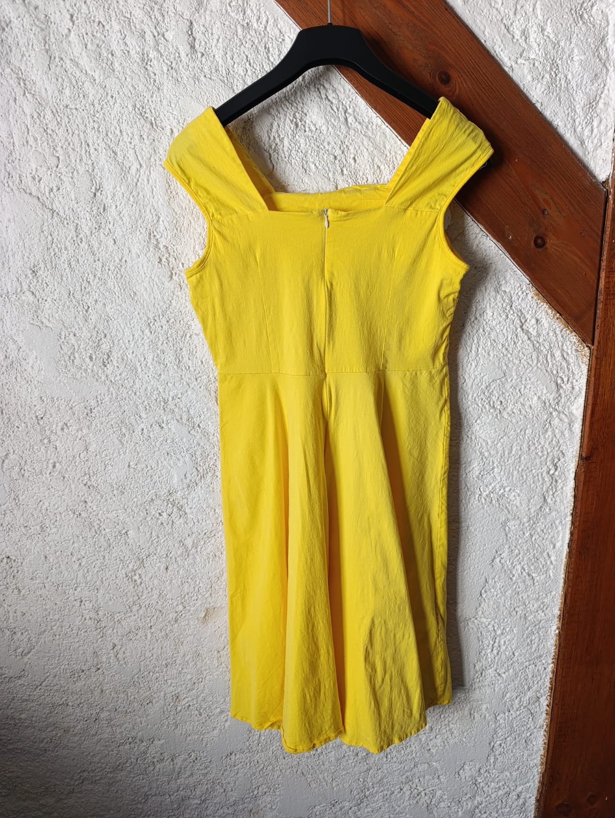 Robe sans manche jaune solaire - Taille M/L de dos