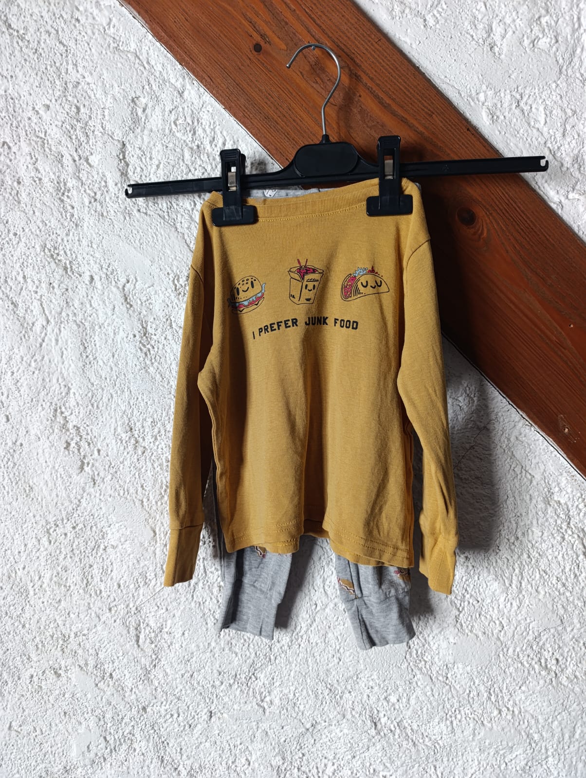 Ensemble t-shirt pantalon enfant, motif burger/tacos – "Kiabi" - Taille 3 ans face