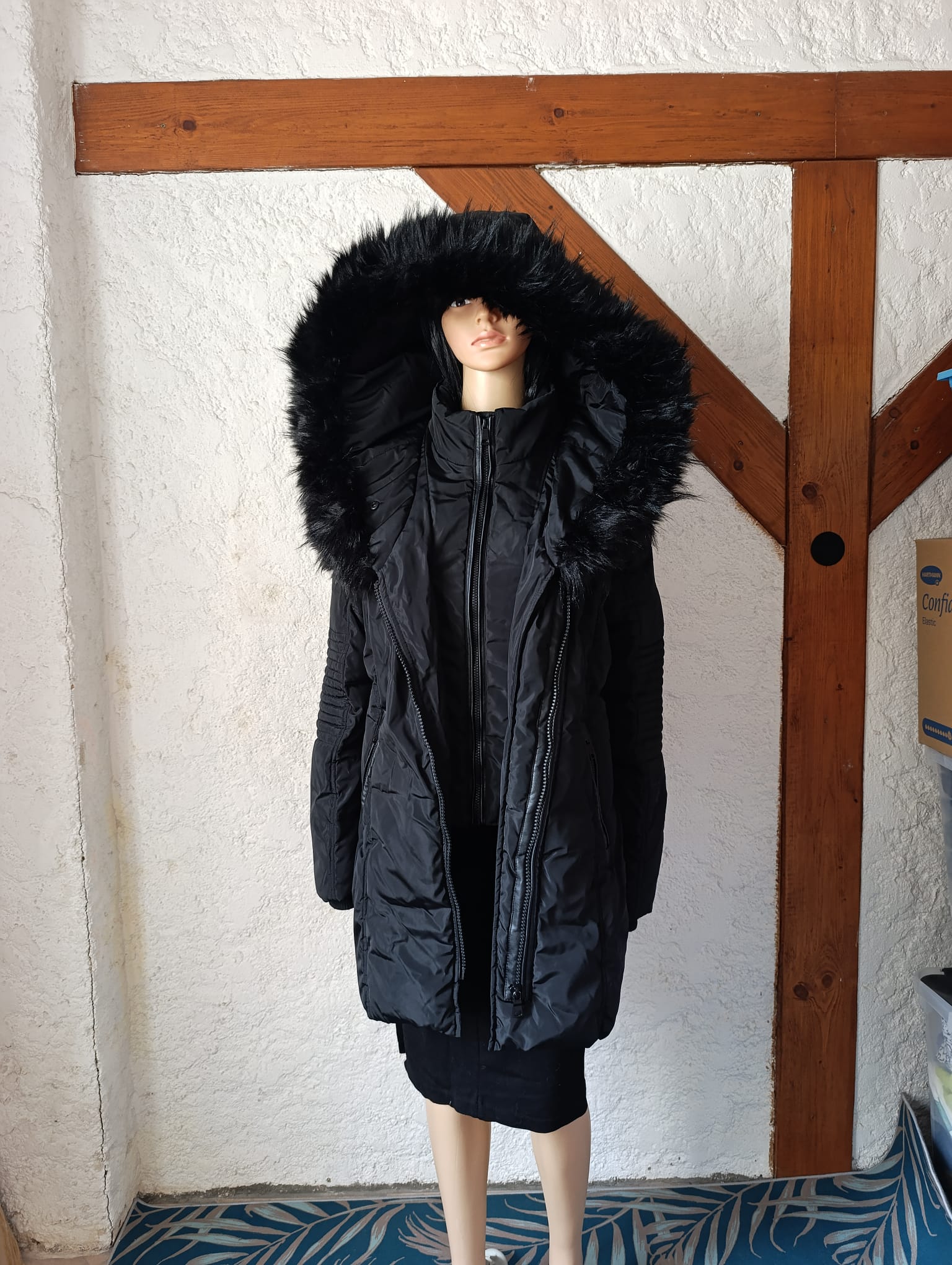 Doudoune longue à capuche - "AKKA" - Taille L face 2