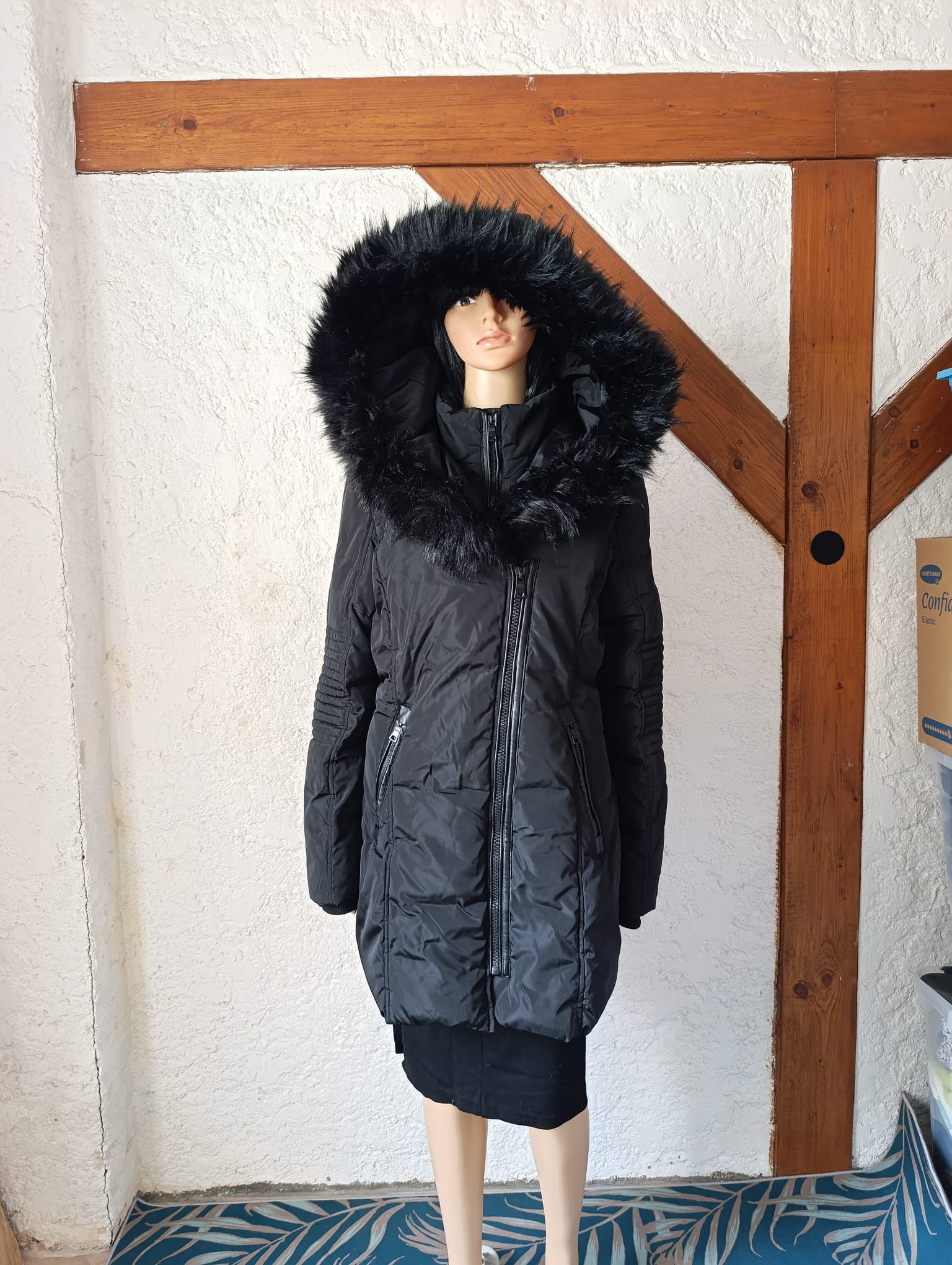 Doudoune longue à capuche - "AKKA" - Taille L face1