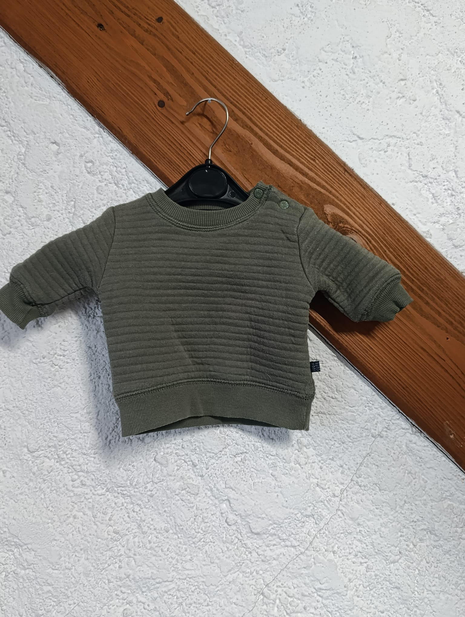 Sweat matelassé vert kaki - Taille 56cm de face