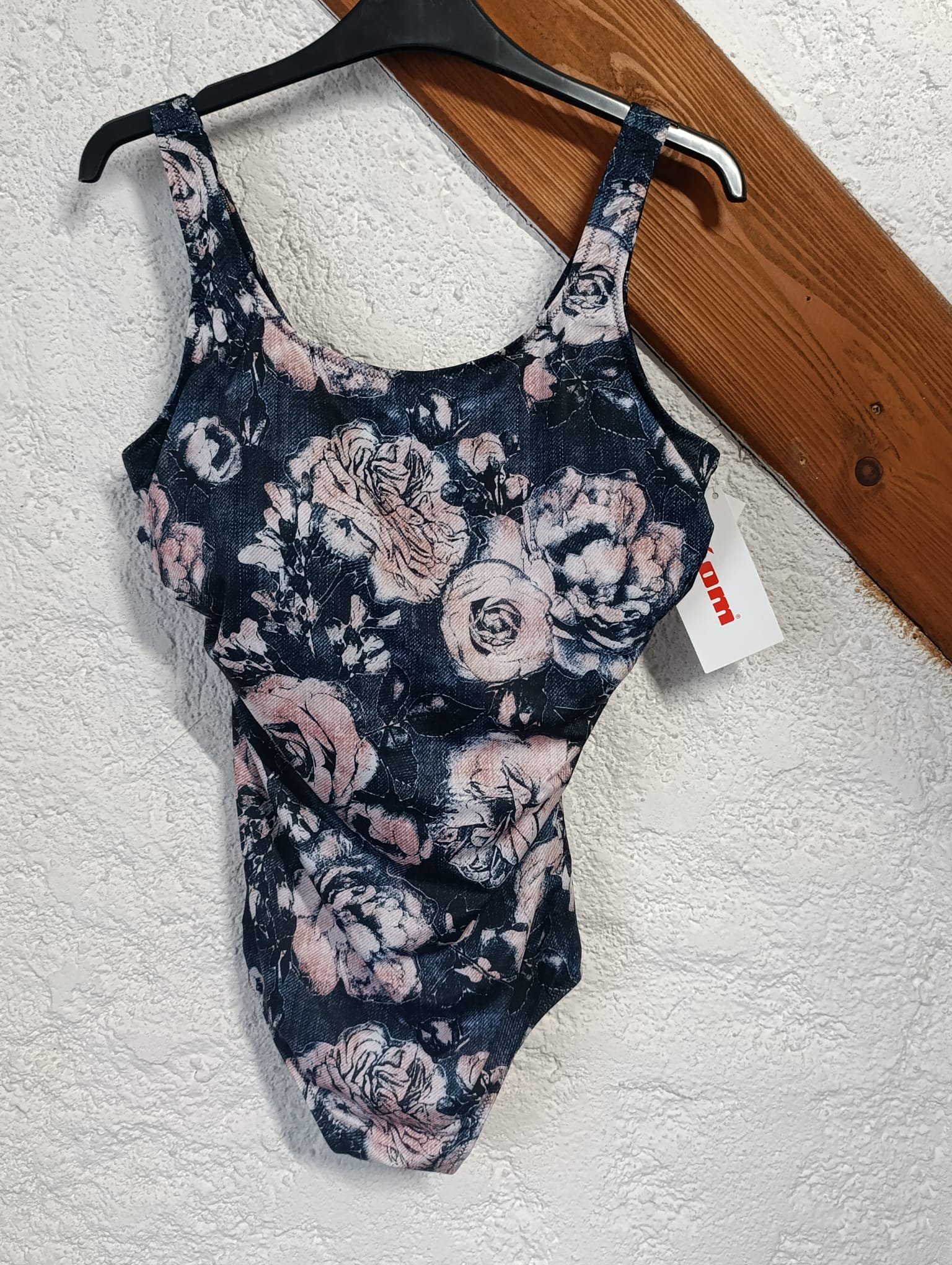 un maillot de bain post-mastectomie - "Kom" - Taille 46 - Neuf de face