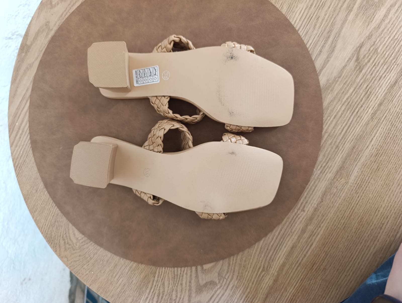 Mules à brides tressées Beige - "New Regal" - Taille 38 - Neuve semelle